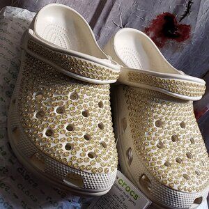 NWT Crocs Classic Multi-Gem Clog | Stucco Beige & Gold | Size W8, M6 US
